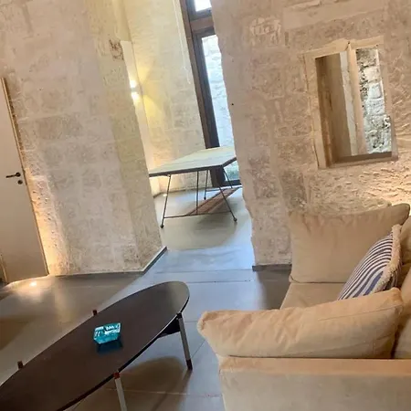 4 Balconi Suites-luxury Bed & Breakfast