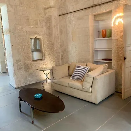 Bed & Breakfast 4 Balconi Suites-luxury Lecce