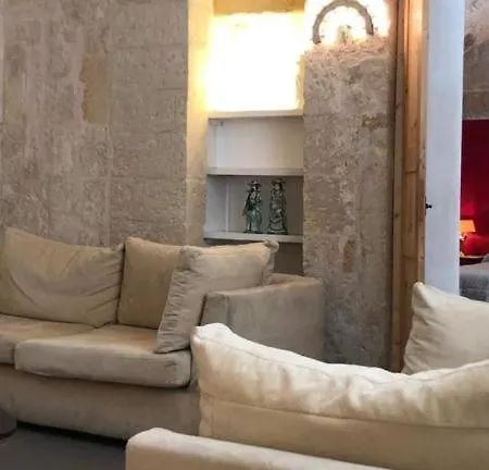 Bed & Breakfast 4 Balconi Suites-luxury *